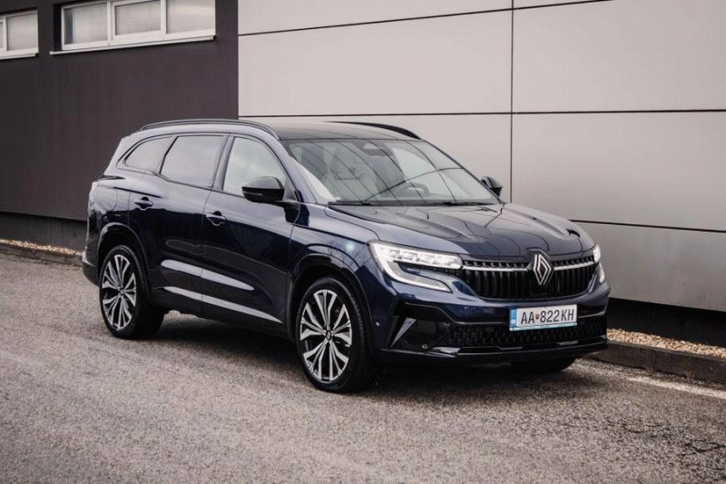 01_01_renault_96.jpg